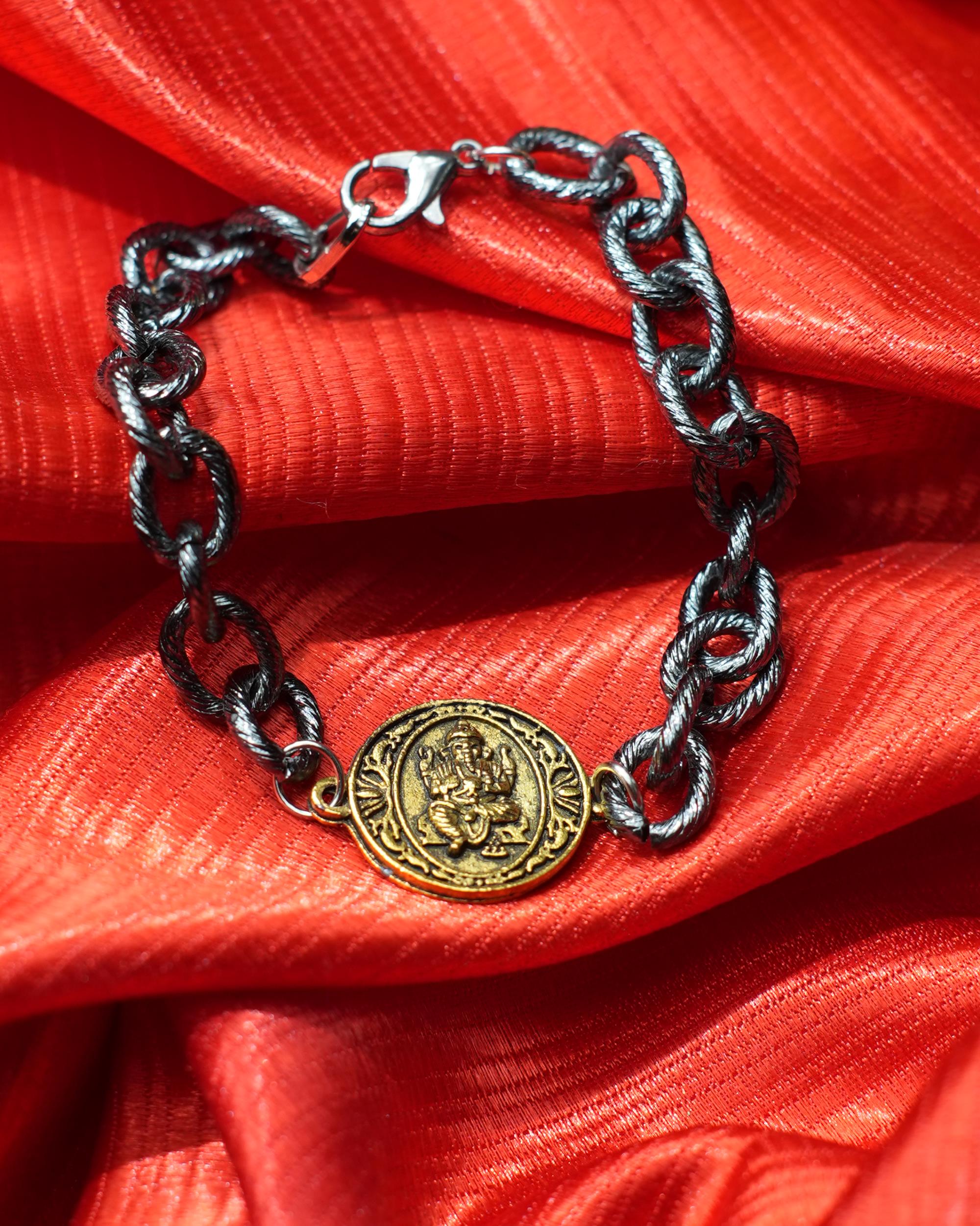 tatva-bracelet-oxidised-black-metalic-chain-with-lord-ganesh